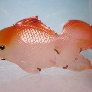 【江月】アンティーク・尼伊 K12 本瑪瑙 可愛い金魚の帯留め 23,36gの画像1