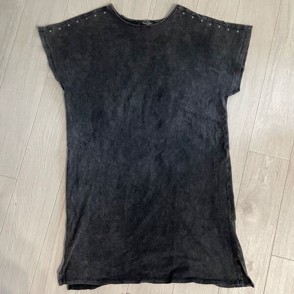 Bershka ベルシュカ ロック ワンピース Tシャツ スタッズ