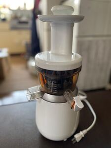 HUROM H15WH12 300mlのジュサー