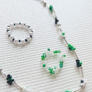 ハンドメイドアクセサリー