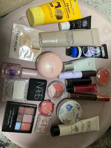 コスメ まとめ売り