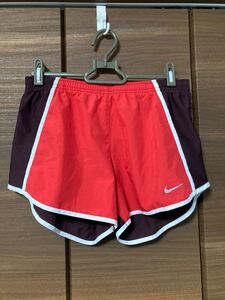 NIKE ナイキ ランニングパンツ ショートパンツ ホットヨガ