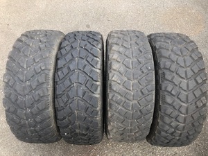 中古マッドタイヤ 265/70R17 112/109Q 6PR YOKOHAMA GEOLANDAR M/T+ G-001Cヨコハマジオランダー4本 FJクルーザーナビゲーターエスカレード