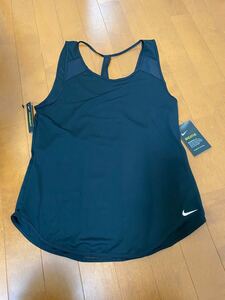 NIKE タンクトップ
