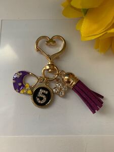 ハンドメイド タッセル付き チャーム キーホルダー