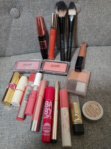 コスメセット セザンヌ、エチュセ、メイベリン、レブロン、マキアージュ、イヴ・サンローラン、ロクシタン、URGLAM