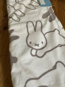  new goods prompt decision free shipping!Dick Bruna Dick bruna .... towelket single size 140×190. middle white complete sale goods 