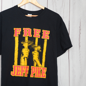 GS9281 FREE JEFF PIKE Tシャツ L 肩幅54 メール便可 xq