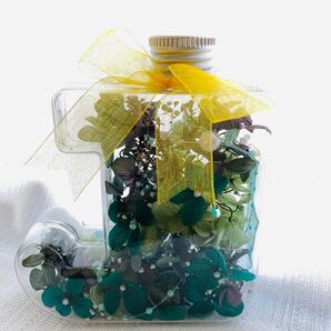 フラワーボトル プリザーブドフラワー ドライフラワー 紫陽花 かすみ草 大地農園 イニシャル J インテリア フラワー プレゼント