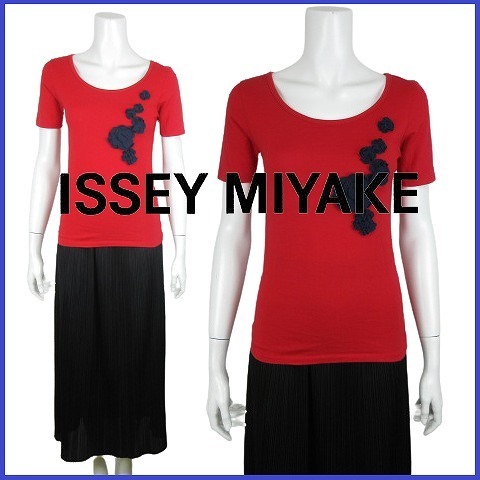 イッセイミヤケ ISSEY MIYAKE フラワー 装飾 Tシャツ カットソー クルーネック トップス ブラウス 半袖 ストレッチ コットン100％