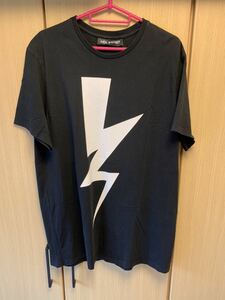 国内正規 19SS Neil Barrett ニールバレット BOLT 歪 ボルト クルーネック Tシャツ カットソー 黒 M PBJT198D-E513S