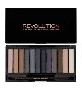 アイシャドウパレット makeup revolution