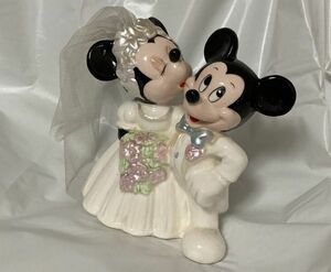  Mickey & minnie wedding Kiss Disney store ceramics? ornament figure wedding wellcome doll .