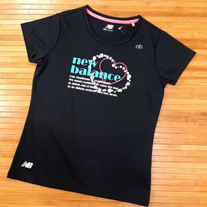 m8★新品★ニューバランス★吸水速乾ドライメッシュ素材プリントクルーネック 半袖Tシャツ★ブラック黒色 レディースS ジムスポーツ等