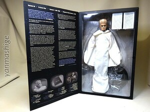 新品サイドショウ 14インチ カナミット/Kanamit トワイライトゾーン リチャードキール 人類に供す Twilight Zone SIDESHOW