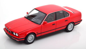 ミニチャンプス 1/18 BMW 535i E34 1988 レッド Minichamps 1:18 BMW 535i (E34) 1988 red