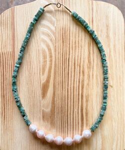 Art hand Auction -SUI8- No.59 エメラルドと淡水真珠のエレガントネックレス K14GF 24KGP 46cm Emerald and fresh water pearl elegance necklace K14GF, ハンドメイド, アクセサリー(女性用), その他