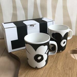 新品 2個 marimekko Juhla Unikko UNIKKO ウニッコ マグカップ ブラック＆ホワイト 70周年記念