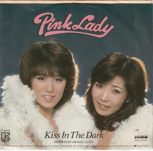【EP】ピンクレディー/KISS IN THE DARK/WALK AWAY RENEE ■スリーブジャケ ■輸入盤