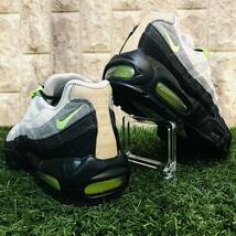 人気コラボ DENHAM × NIKE AIR MAX 95 VOLT デンハム × ナイキ エア マックス 95 ボルト ブラック ホワイト 27.0cm 送料込 DD9519-001_画像8