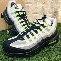 人気コラボ DENHAM × NIKE AIR MAX 95 VOLT デンハム × ナイキ エア マックス 95 ボルト ブラック ホワイト 27.0cm 送料込 DD9519-001_画像2