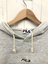 FILA フィラ ＊プルオーバー パーカー フーディ ＊M size ＊グレー　鹿の子地 ＊スポーツ タウンユース　RETRO レトロ デザイン_画像2