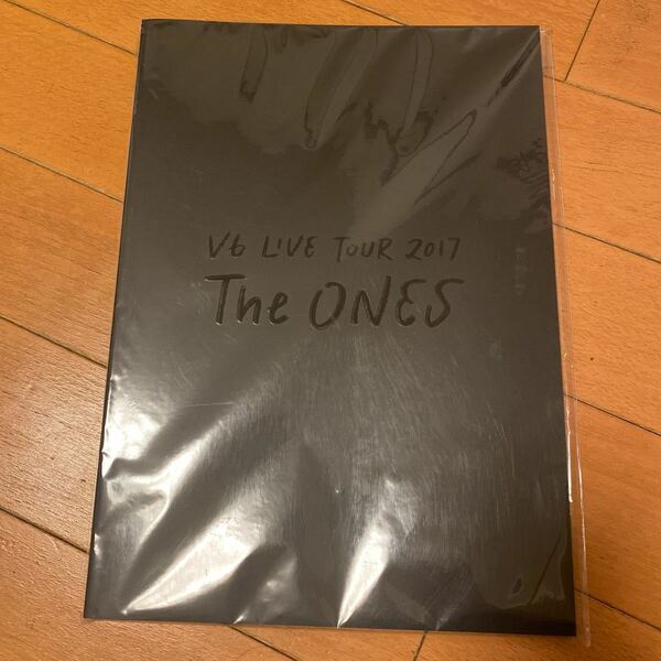 V6 the ones パンフレット