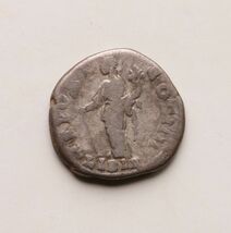 古代ローマ　コイン 銀貨 硬貨　アントニヌス・ピウス_画像2