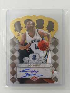 SAM YOUNG 10-11 PANINI CROWN ROYALE ROOKIE ON CARD AUTO RC 122/149 GRIZZLIES グリズリーズ ルーキー 直筆サイン カード