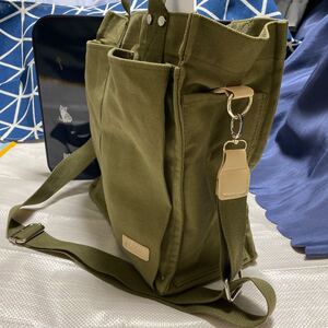 帆布キャンバストートバッグa4 大容量ショルダー斜め掛けバッグ無地(カーキ)
