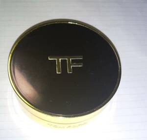 トム フォード ♪トレースレス タッチ ファンデーション SPF 45 サテンマット クッション コンパクト ♪残お試し程度♪TOMFORD