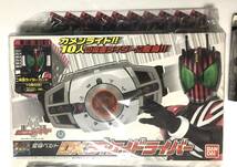 仮面ライダーディケイドディケイドライバーケータッチDVD付きパンフレットクウガライジングアルティメットソフビガンバライジングカード_画像2