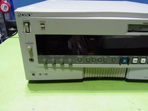 ■■【即決】SONY DVCAM DSR-80 通電確認ＯＫなＵＳＥＤ品！ メンテナンス前提・部品取り用のジャンク品として出品します_画像2