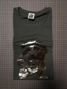 【未着用品】【送料無料】 KOJIMA PRODUCTIONS ロゴ 半袖 Tシャツ ブラック & シルバー Sサイズ 　コジマプロダクション デススト コジプロ