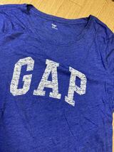 未使用★ ギャップ GAP ロゴ 半袖 Tシャツ Ｌサイズ レディス 大人 ブルー _画像2