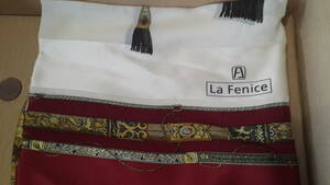 La Fenice 大判スカーフ　silk 100% 韓国製　88x88cm