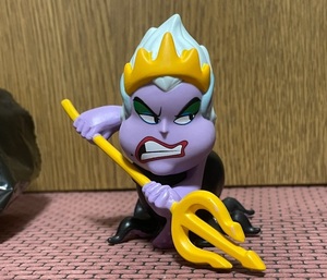 ディズニー　リトルマーメイド　アースラ　ヴィランズ　ウルスラ　アーシュラ　フィギュア　disney villains funko ファンコ　アリエル