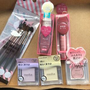 化粧品まとめ売り ネイル 美容液 アイシャドウ ブラシ