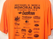 sue763 TEAM 365 半袖 ドライTシャツ ダークオレンジ ■ 前後プリント ■ MICHAEL H. WISE MEMORIAL RUN 2018 丸首 サイズXL_画像8