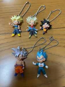 ドラゴンボール　UDMフィギュア 5種セット　マスコット　ボールチェーン　ミニフィギュア　悟空　ベジータ　トランクス　悟天