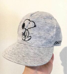 スヌーピー キャップ　ベビー　帽子　H&M SNOOPY 