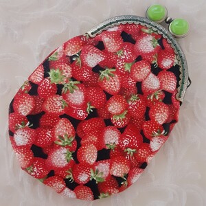 がま口ポーチ小物入れいちごハンドメイド