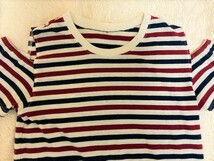 ★USED・150～160㎝用・肩出しデザインがかわいい・トリコロールカラーの半袖Tシャツ★_画像2