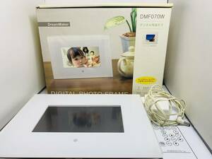 * box attaching goods * digital photo frame DMF070W #A000317