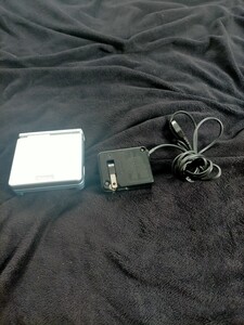 ゲームボーイアドバンスSP 充電器付き