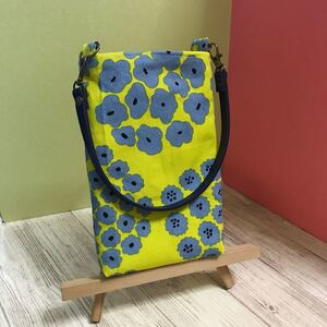 スマホポーチ ハンドメイド