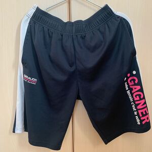 トレーニングパンツ