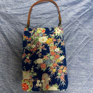 スマホポーチ ハンドメイド