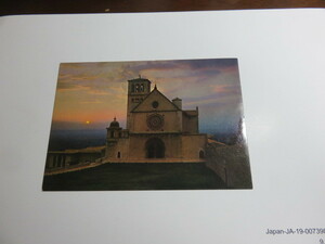 絵はがき「聖フランシスコ教会」（日没）アッシジ・イタリヤ・美品の格安提供です。