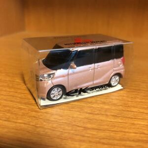 三菱　ekスペース　非売品ミニカー　ピンク